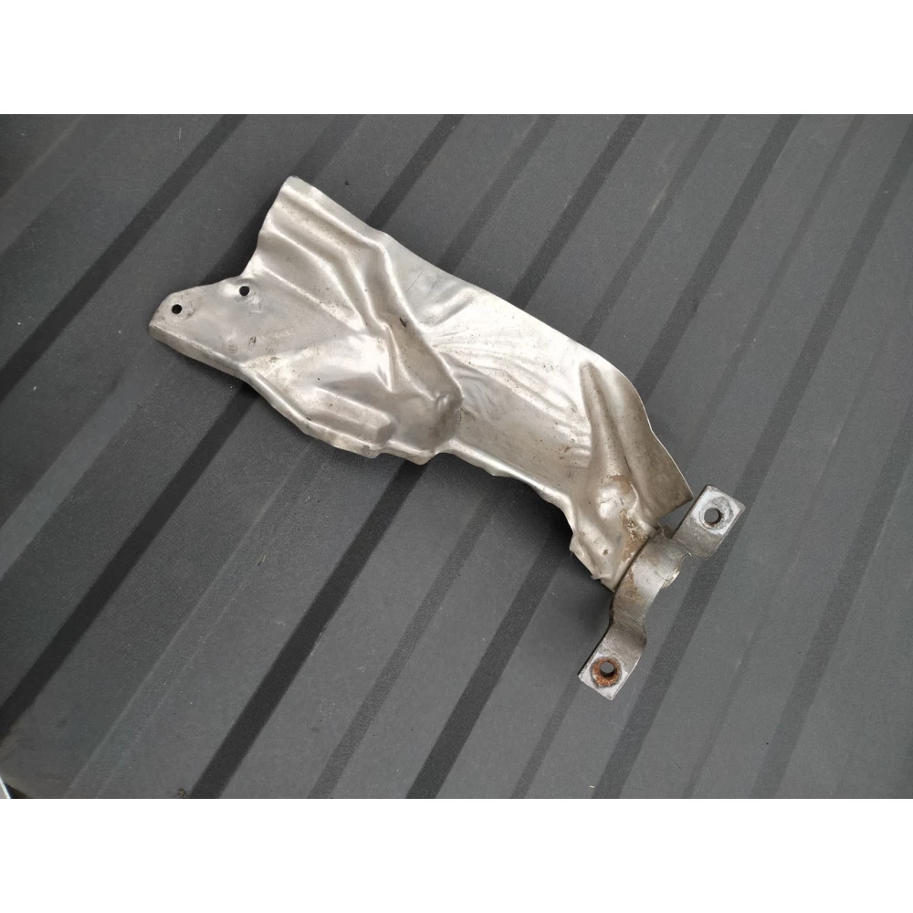 Защита рулевой рейки VW Passat b7 2.5 5C1-422-701-D