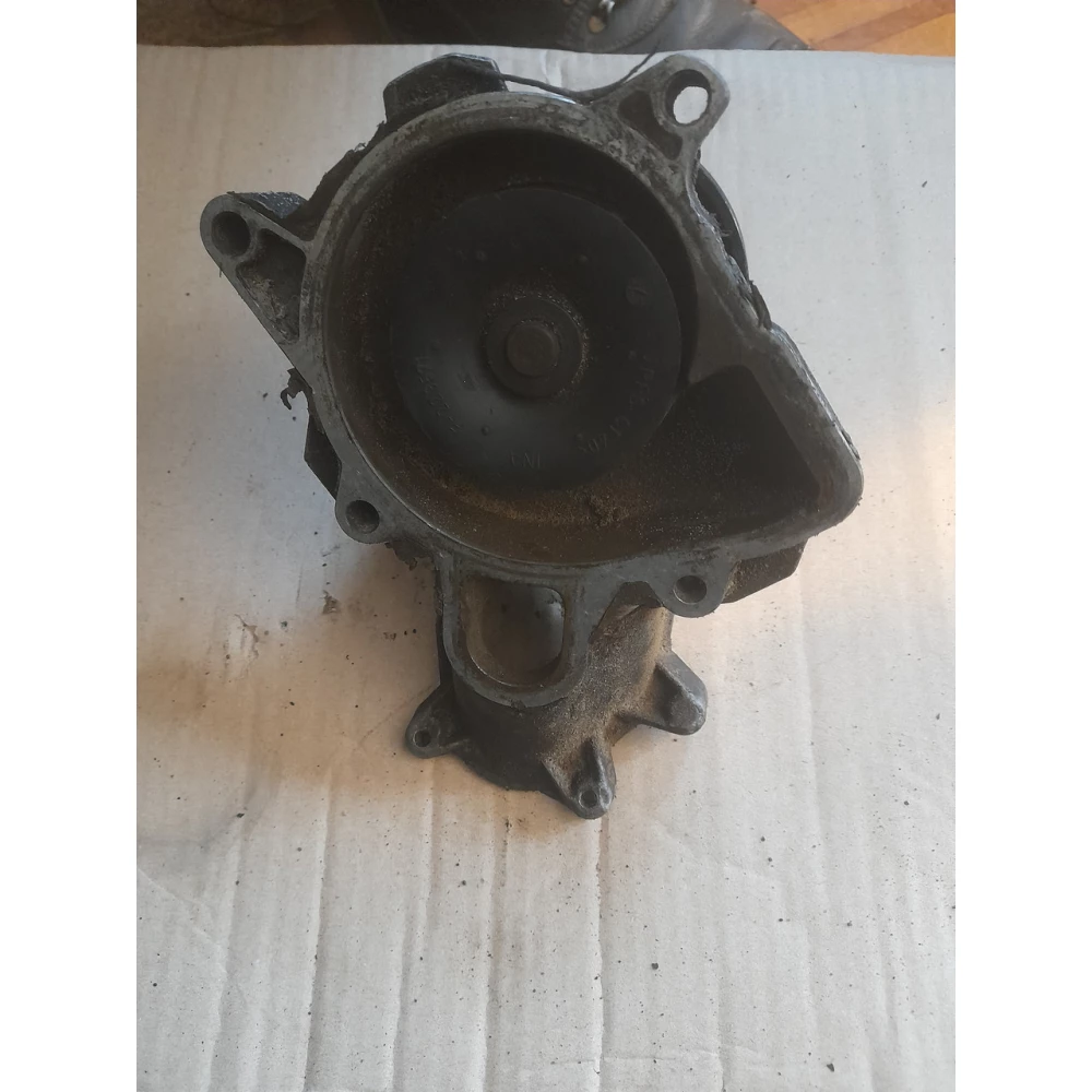 F229571 помпа Bmw M57 3.0