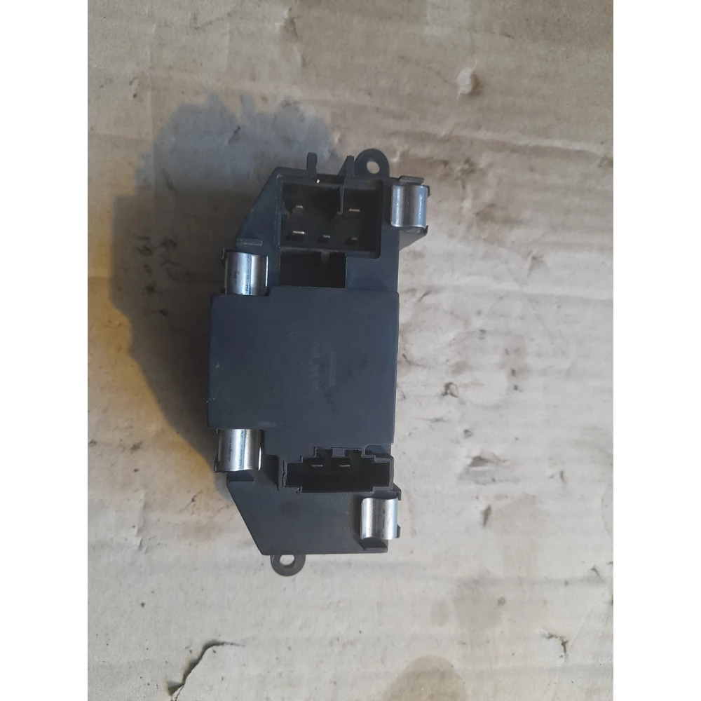 3C0907521 резистор печки климатa Vw Caddy 3