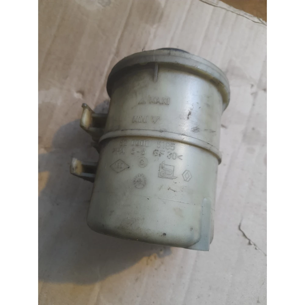 8200005185 бачок гура Renault