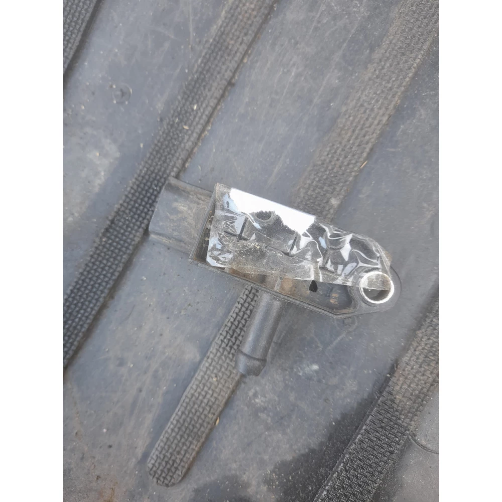 H8200741321 датчик вихлопних газов  Renault