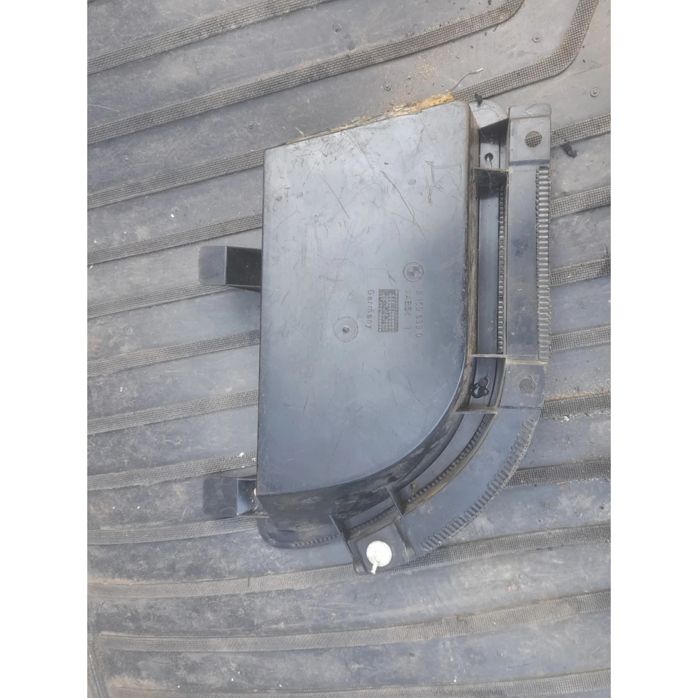 81596380 правый  ящик Bmw e39