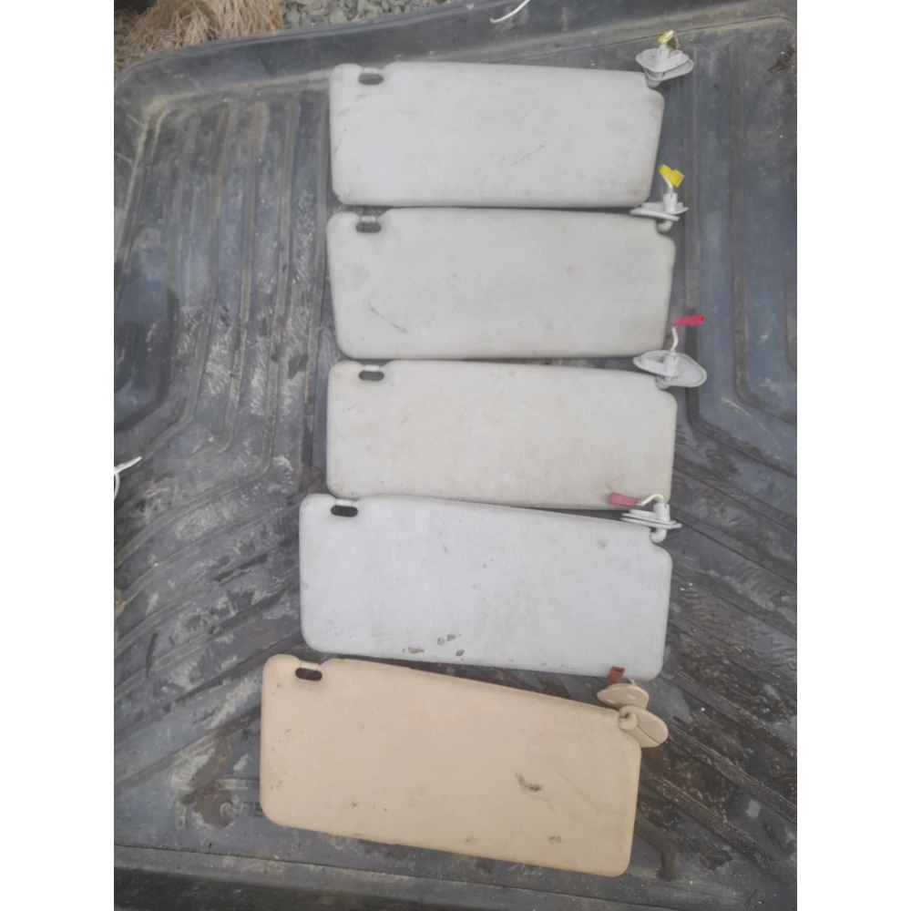 962125-1 левый  солнцезащитный козырок  Bmw E39