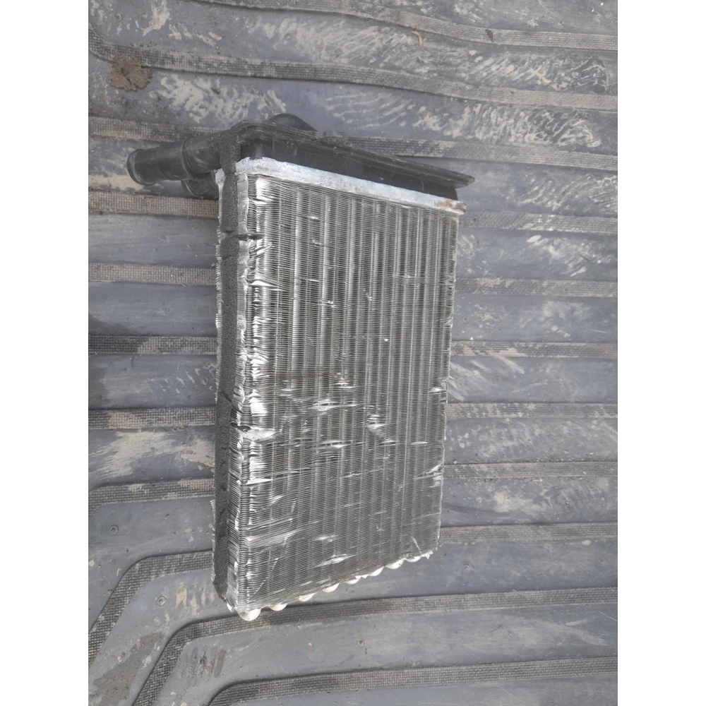 G#86Q8 радиатор печки Vw Passat B4