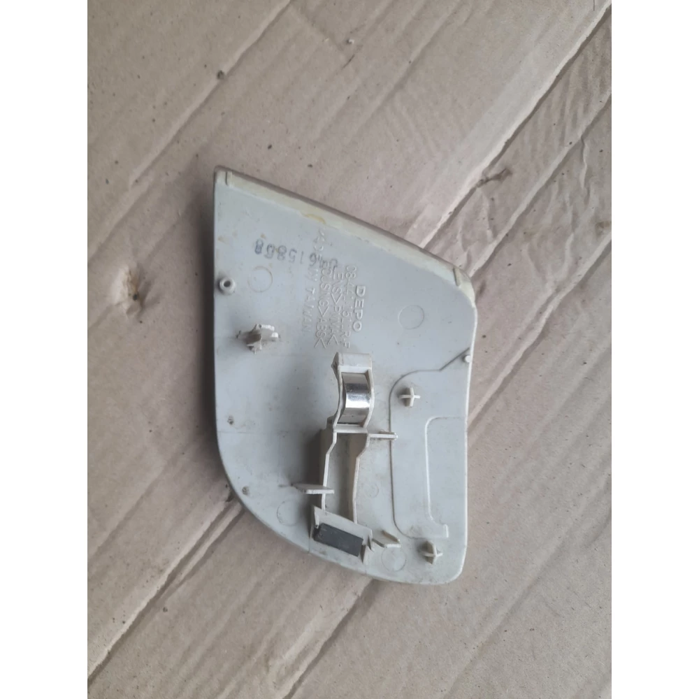 084411511rf правый поворотник Vw Passat