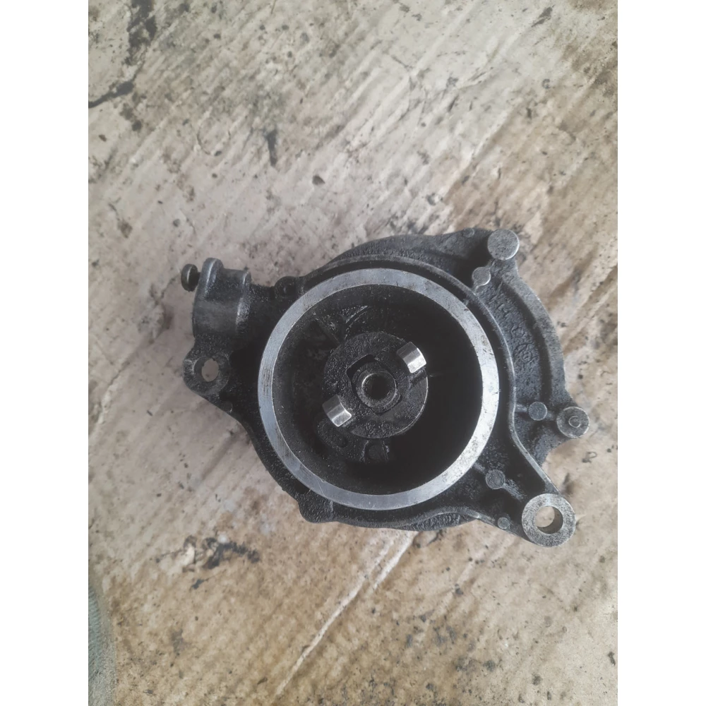 72817601b вакуумный  насос BMW E46 2.0