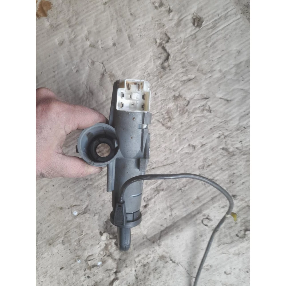 Р01206 замок запалювання Vw Sharan  1.9