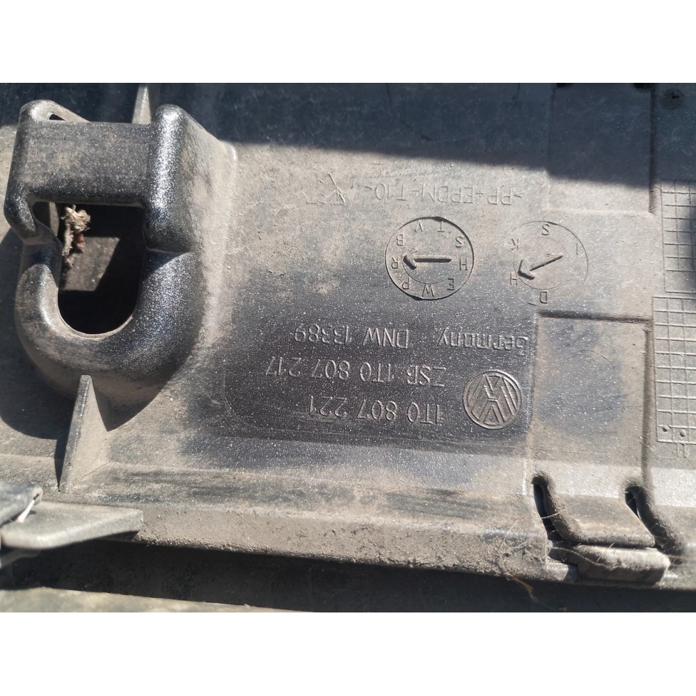 1T0807221 передній бампер Volkswagen Touran (2003-2006) з омивачами фар