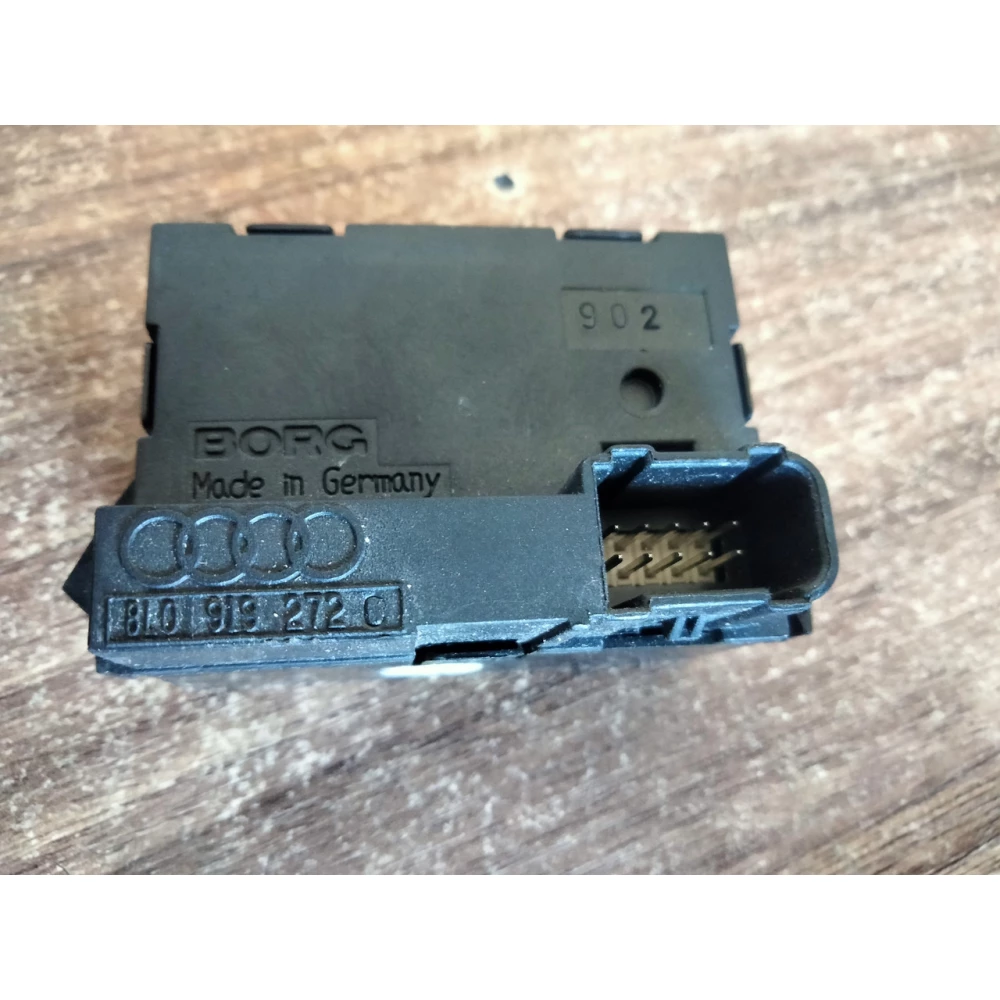 8L0919272C информационный дисплей дисплей температуры AUDI A3 A4