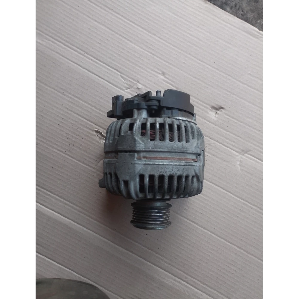 06F903023F 12V 140A  генератор VW Touran Tiguan Sharan Passat B6 B7 Golf Caddy SKODA Superb