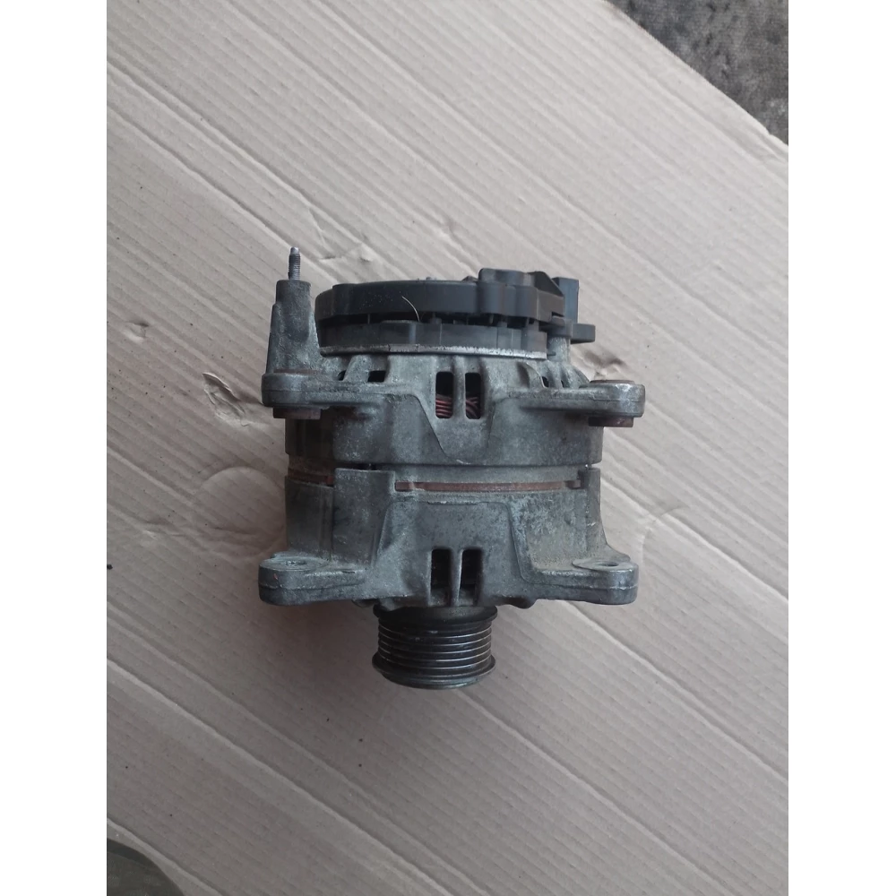 06F903023F 12V 140A  генератор VW Touran Tiguan Sharan Passat B6 B7 Golf Caddy SKODA Superb