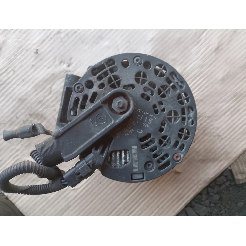 0121615027 генератор BOSCH Peugeot Citroen MINI 1.4-1.6VTI,THP