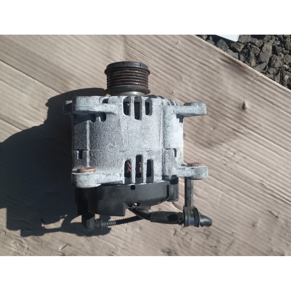06F903023C генератор VAG Skoda ,Volkswagen, Audi