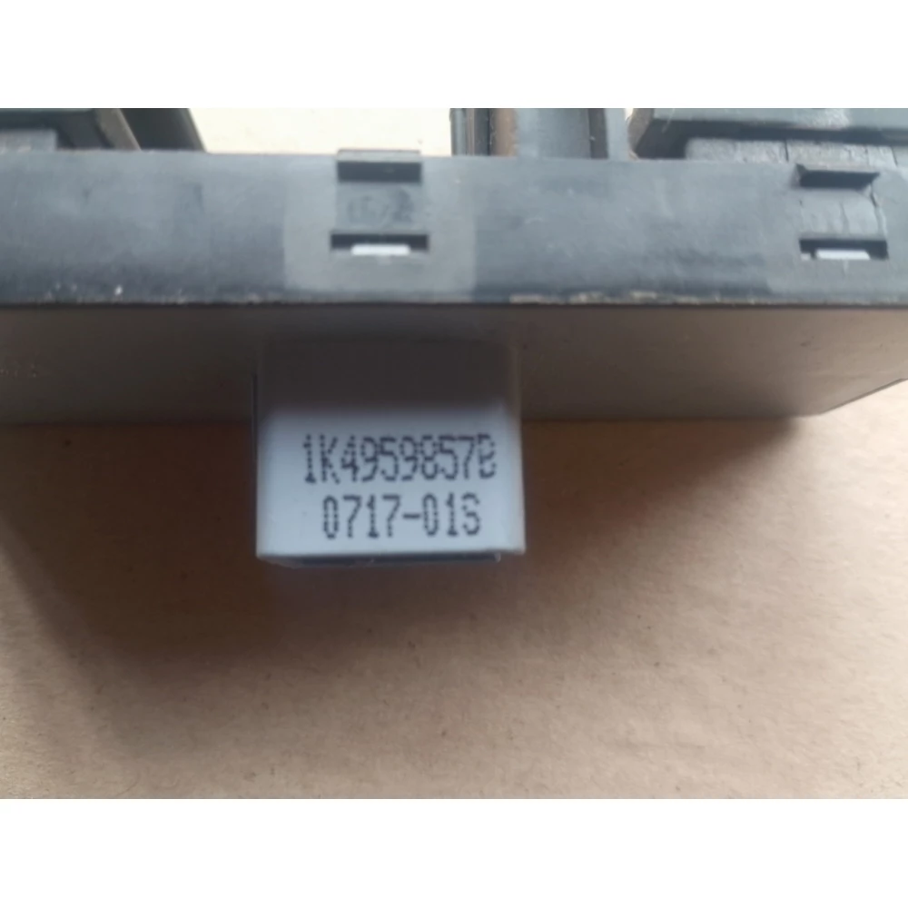 1K4959857B блок управління склопідйомника Passat B6, Golf 5, Jetta