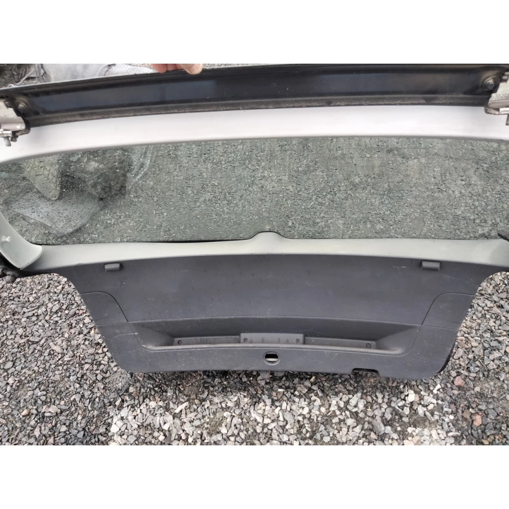 1K6827025H Кришка багажника, ляда Vw Golf 5