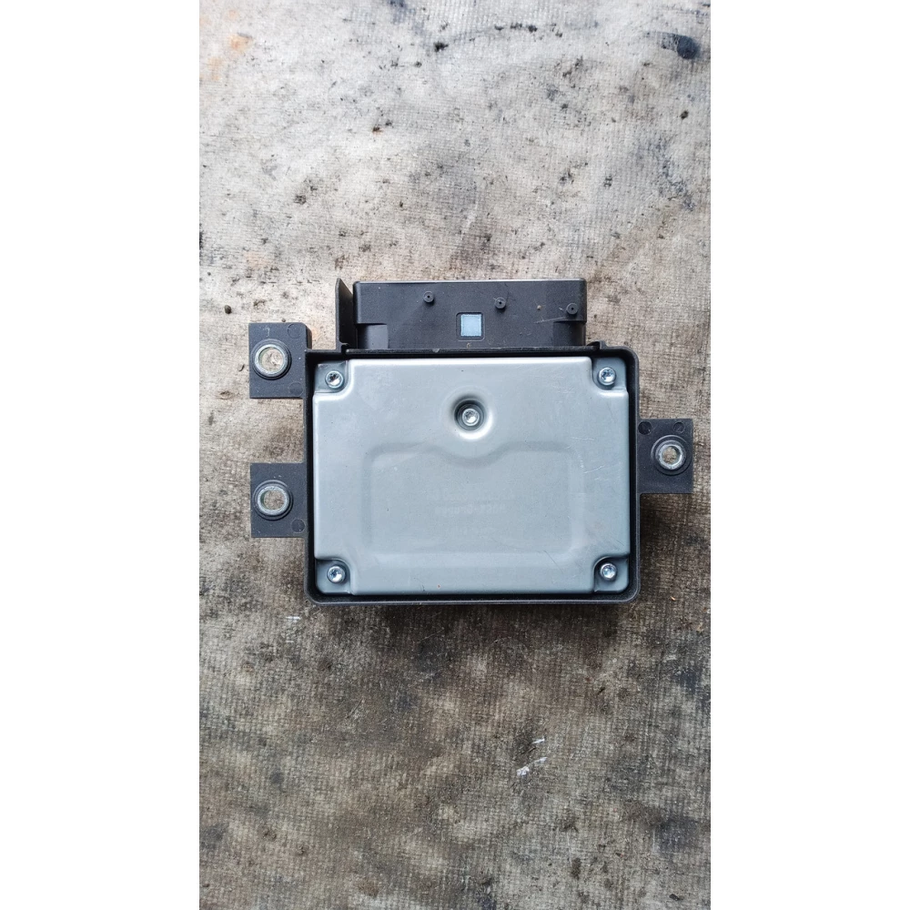 3C0907801J
Блок управления стояночным тормозом Vw Passat B6