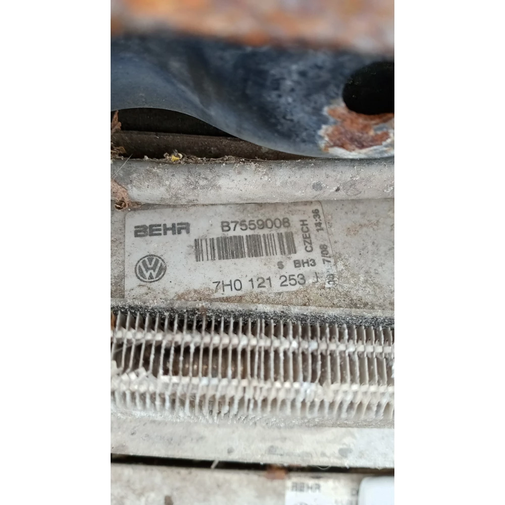 7H0121253J
Радіатор охолодження двигуна Vw Transporter T5