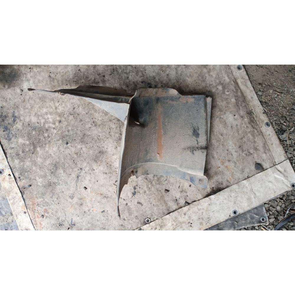 3c0805912 передний правий подкрилок Vw Passat B6