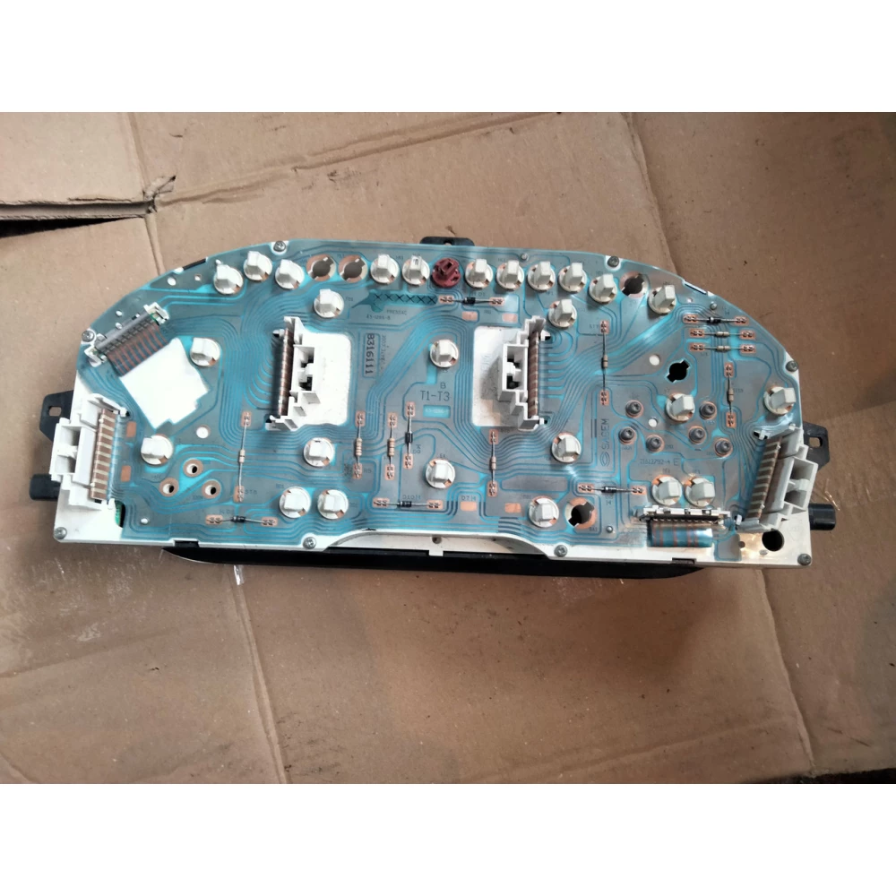 21578161-2 приборная панель Renault Megane Scenic 1