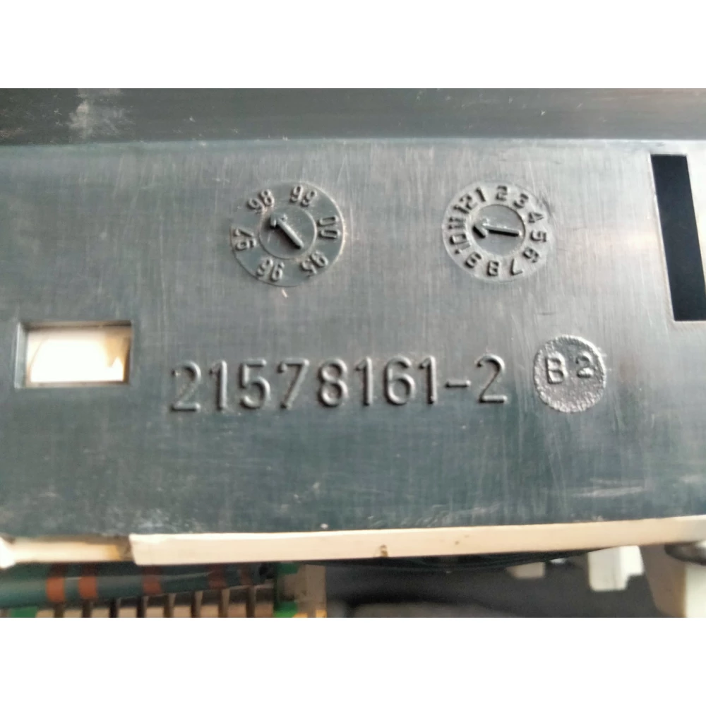 21578161-2 приборная панель Renault Megane Scenic 1