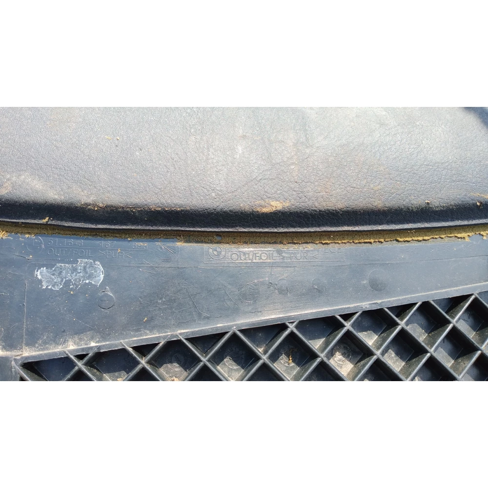 51168167693 бардачок Bmw E39