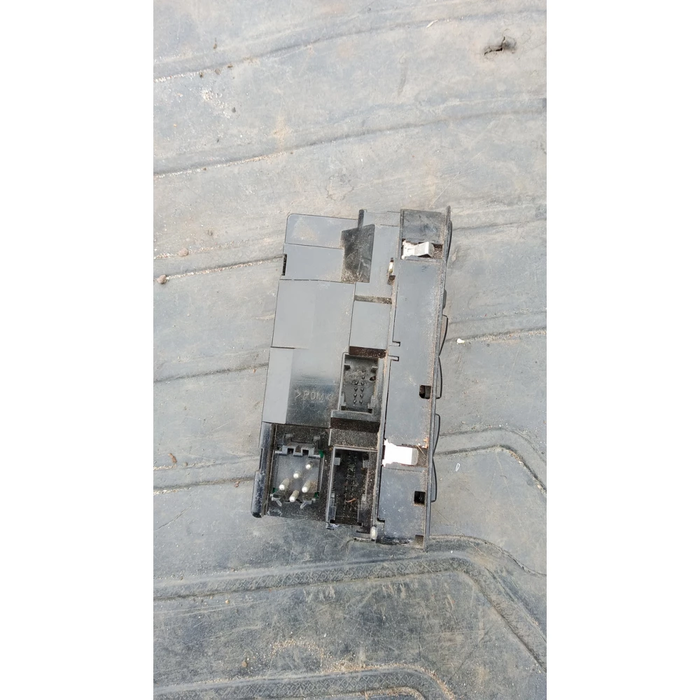 6904339 блок склопідйомників на BMW E39