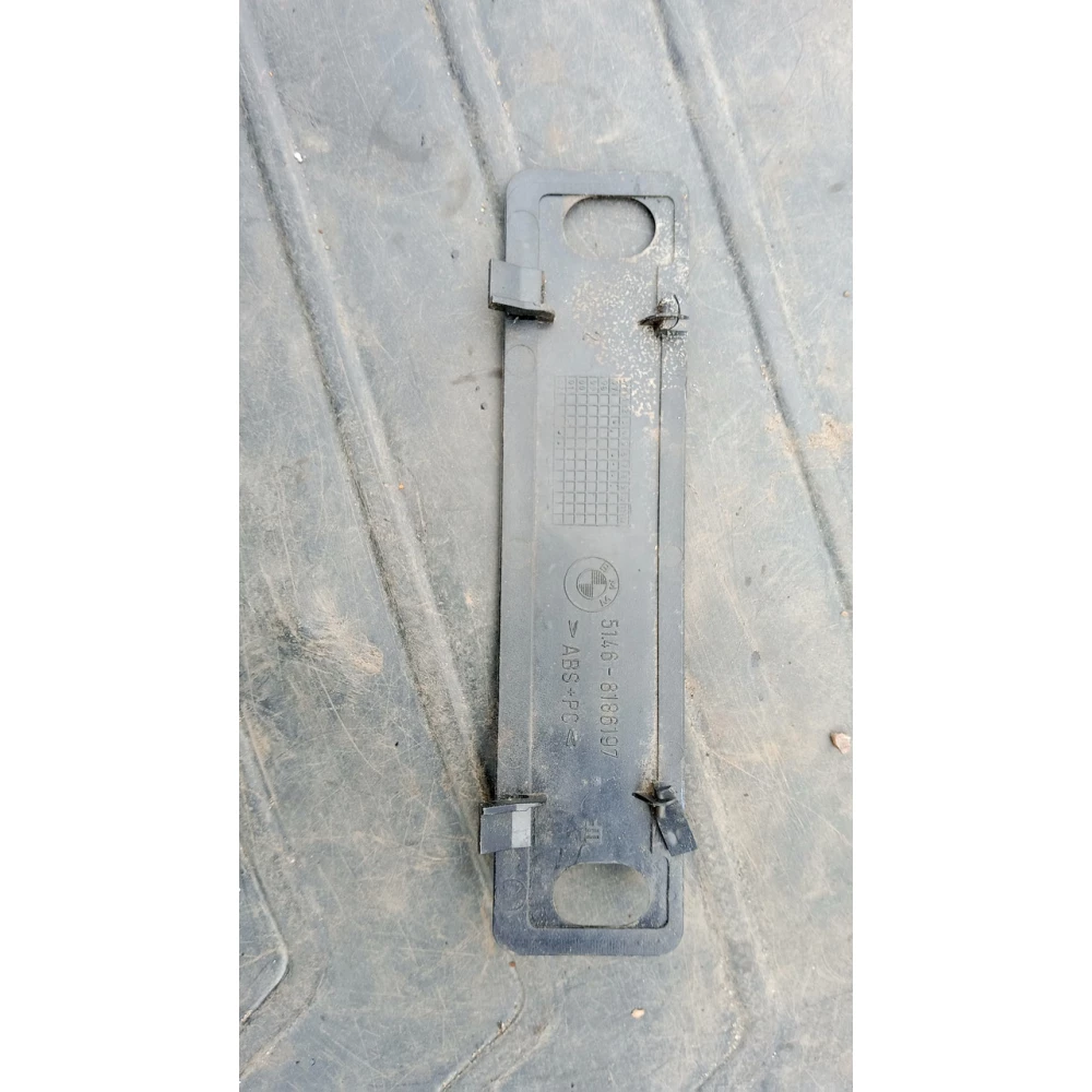 514681866197 заглушка Bmw E39