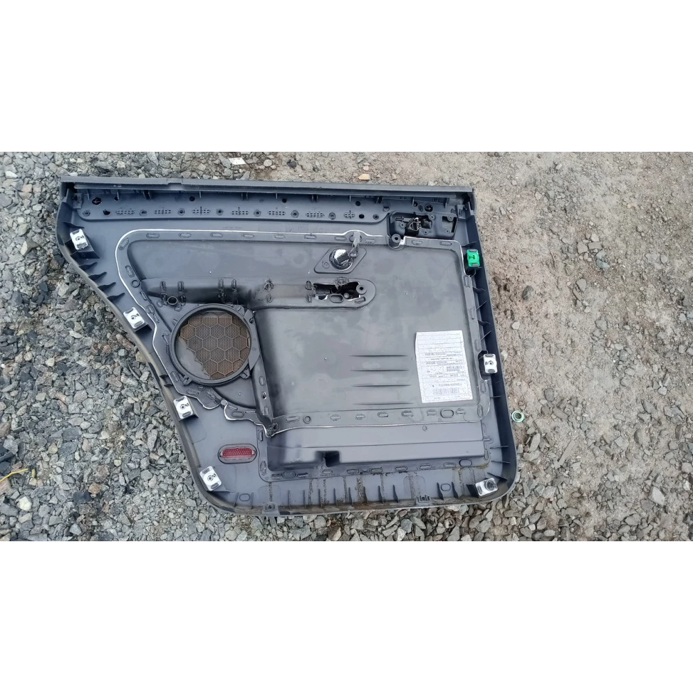 1T0867212022 задняя правая карта двери Vw Touran