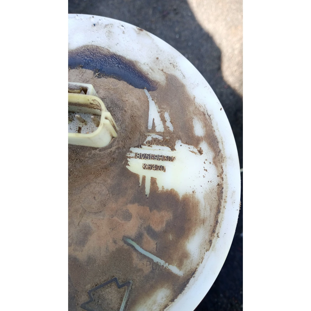 8v519h307 колба бензобака Mazda 2
Бензин