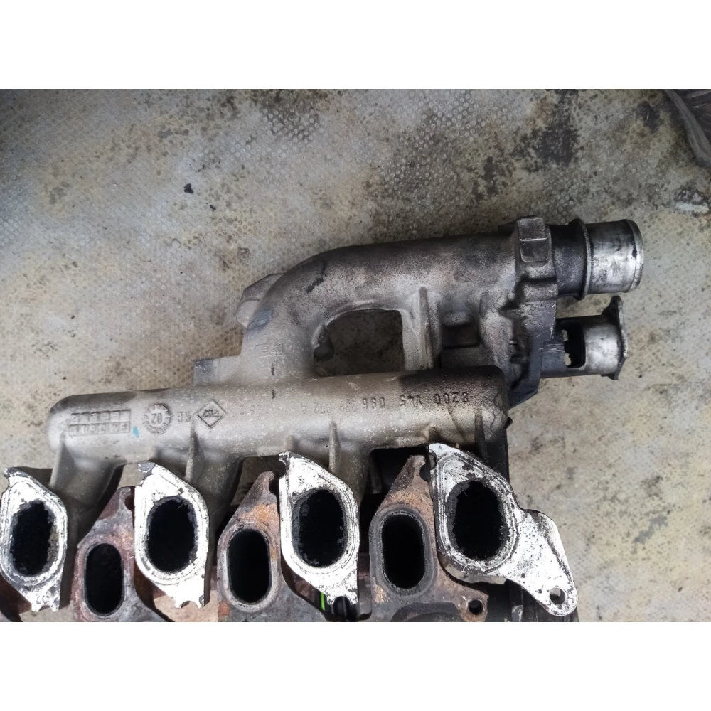 8200145096 Колектор впускной Renault Megane, Laguna 2 1.9dci