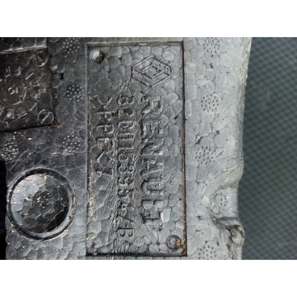 8200153954/В Ящик под инструменты Renault Megane 2