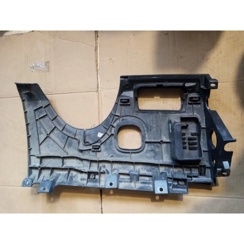 7701058992 Накладка панели приборов Renault Megane 2