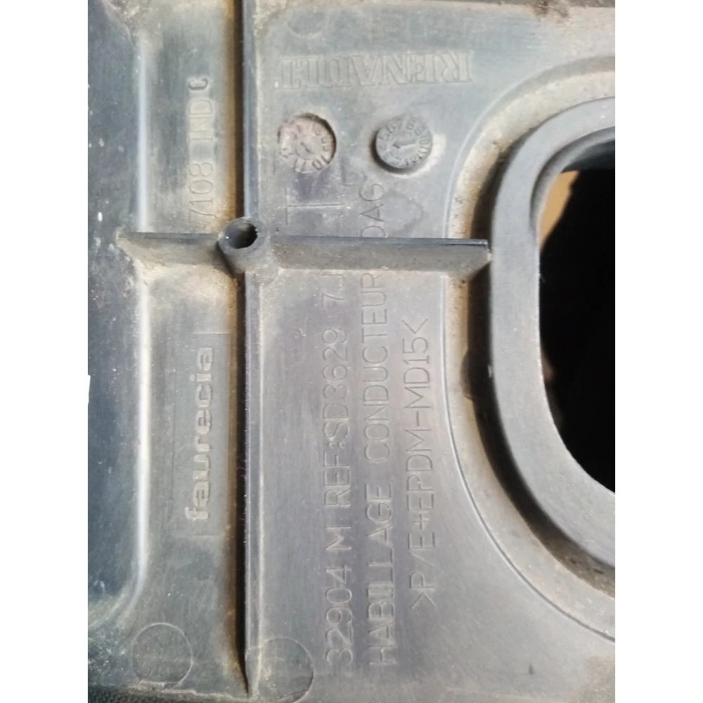 7701058992 Накладка панели приборов Renault Megane 2