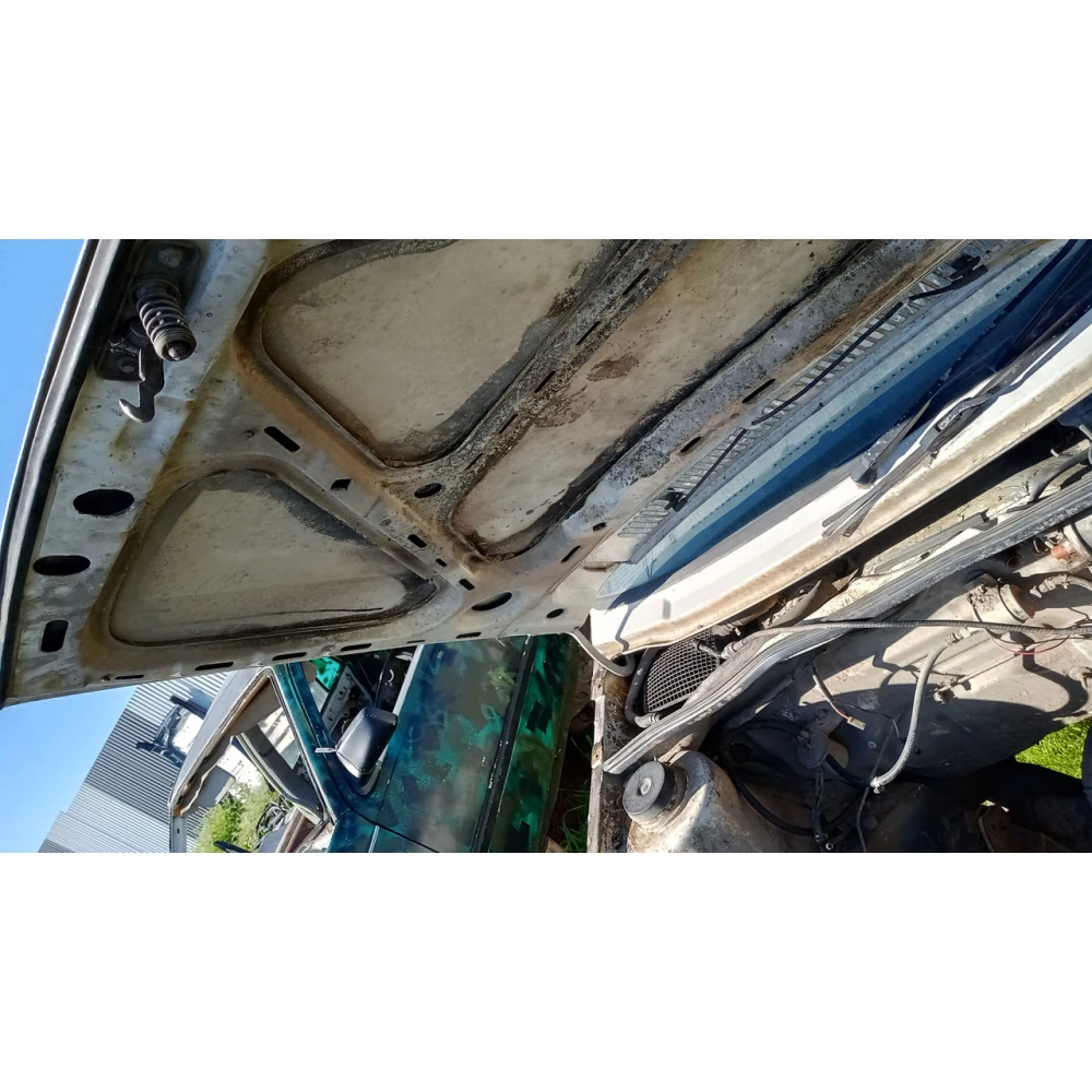 Капот Vw Golf 2