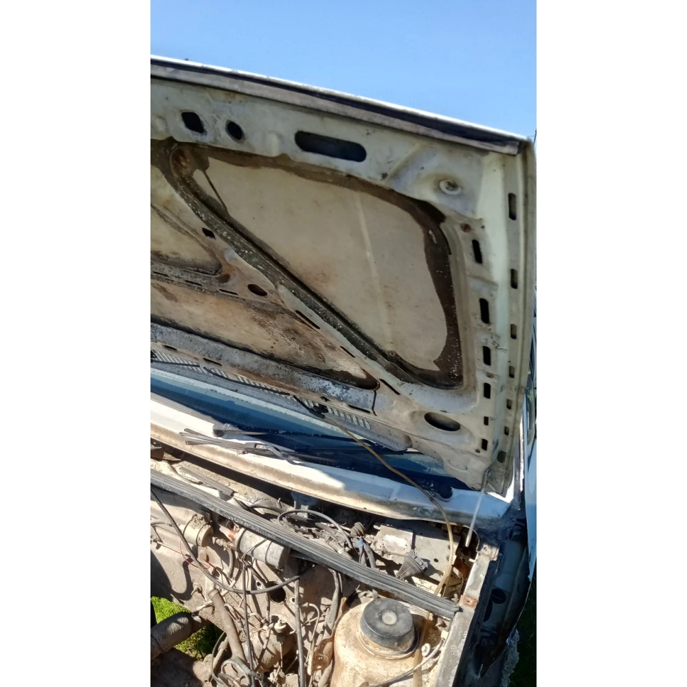 Капот Vw Golf 2