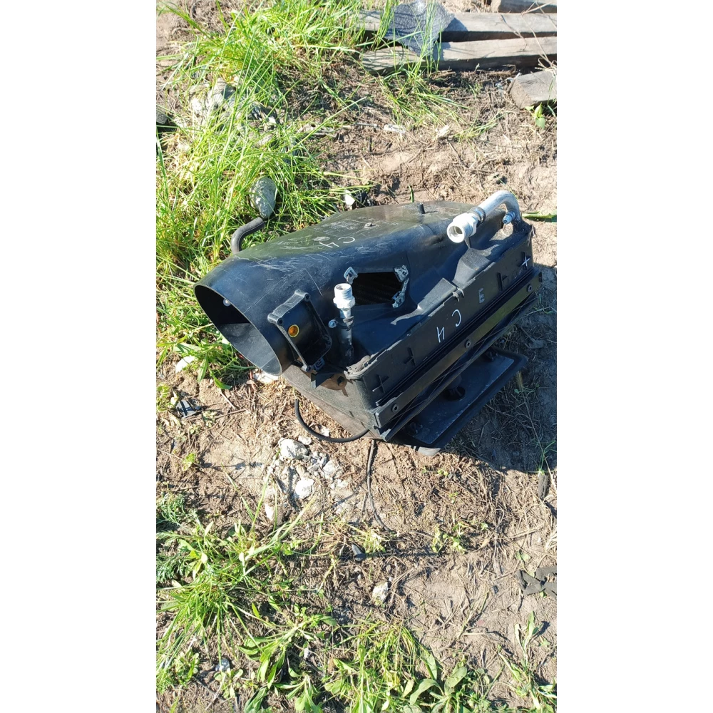 4a1260119 корпус кондиціонера Audi 100c4