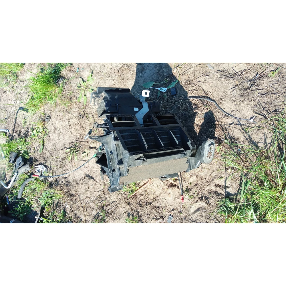 AT315176F1A корпус печки Опель Омега Б