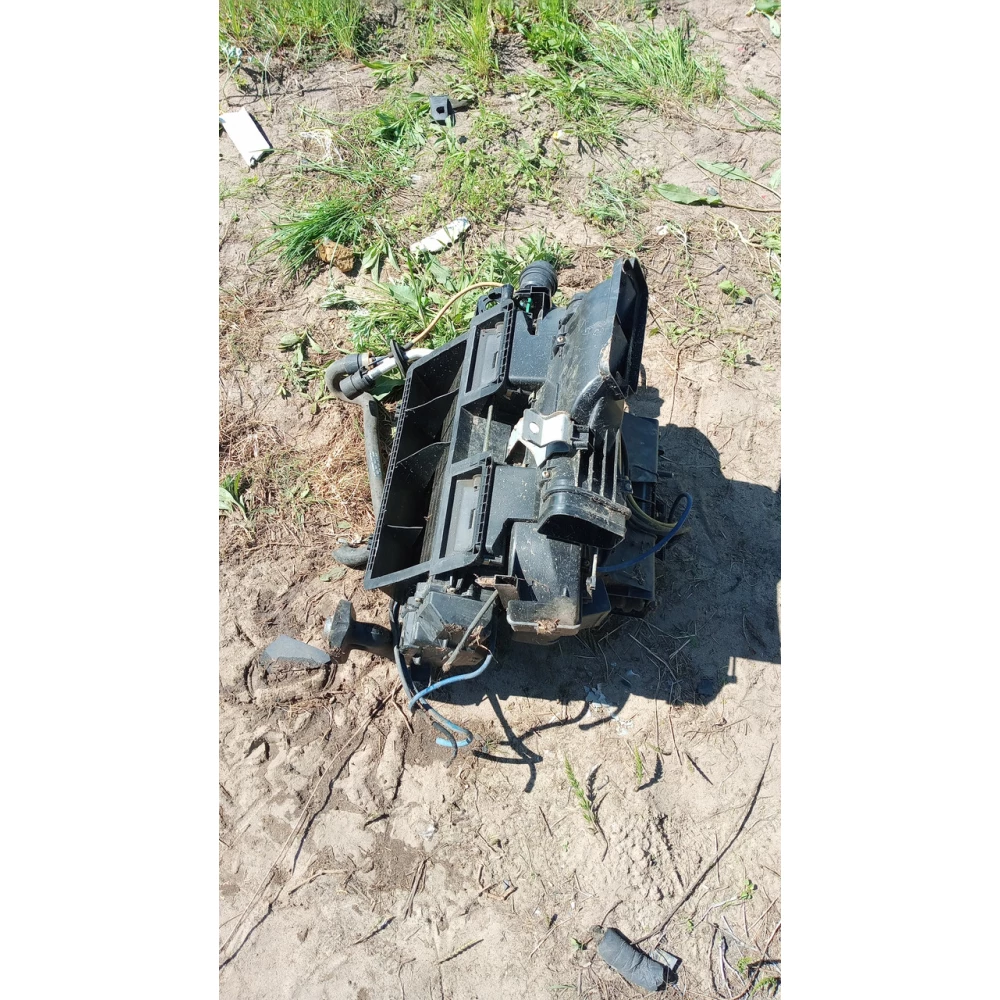 AT315143F1A корпус печки Опель Омега Б