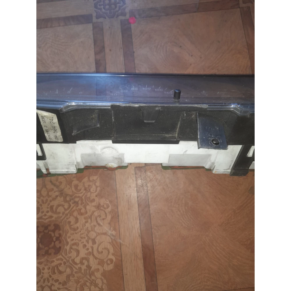 90504242BD приборная панель Opel Vectra B 1.7D