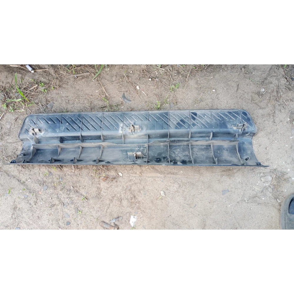 GJ6A68720 передня левая накладка порога Мазда 6