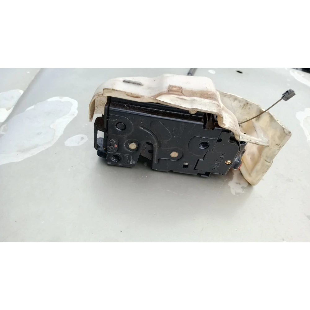 PA66GF30 передний левий замок двери Vw Golf 5