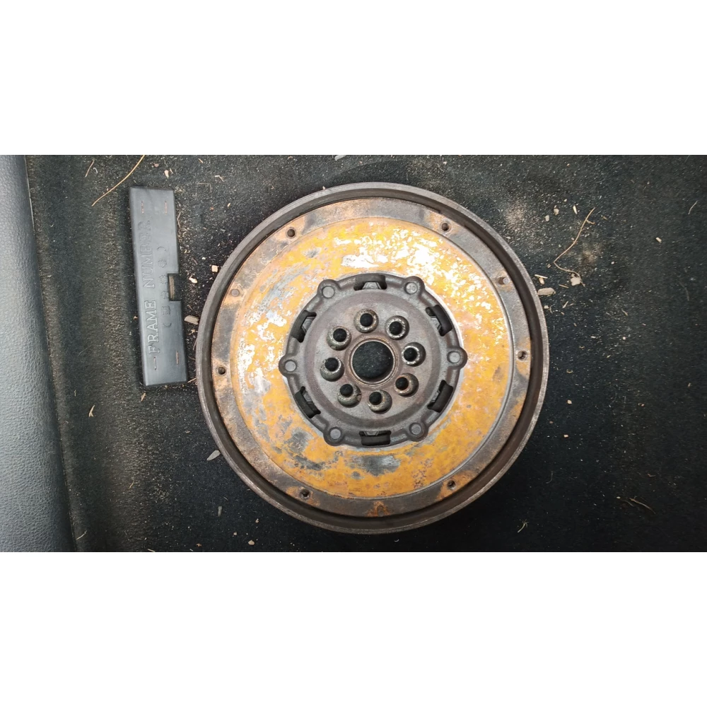 L32711500B маховик  Mazda 6 2.0 2003-2008 рр