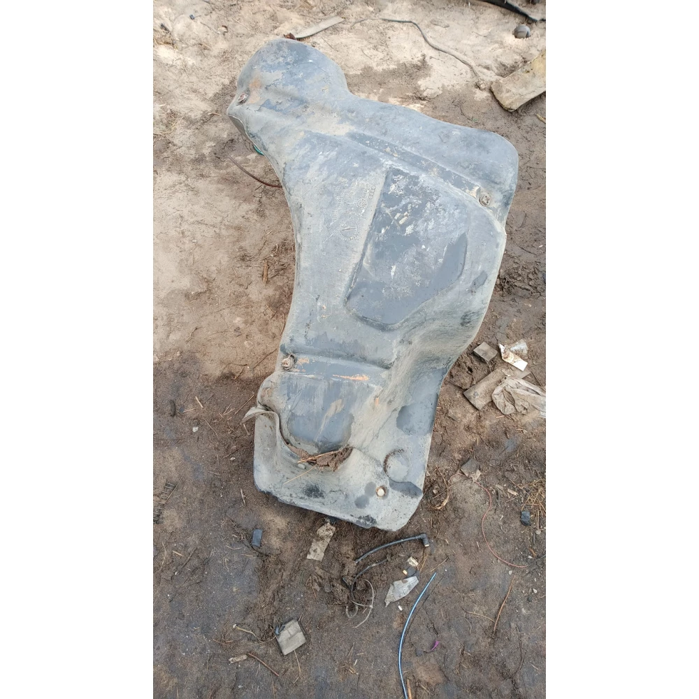 8a0201085 бак Ауди 80Б4