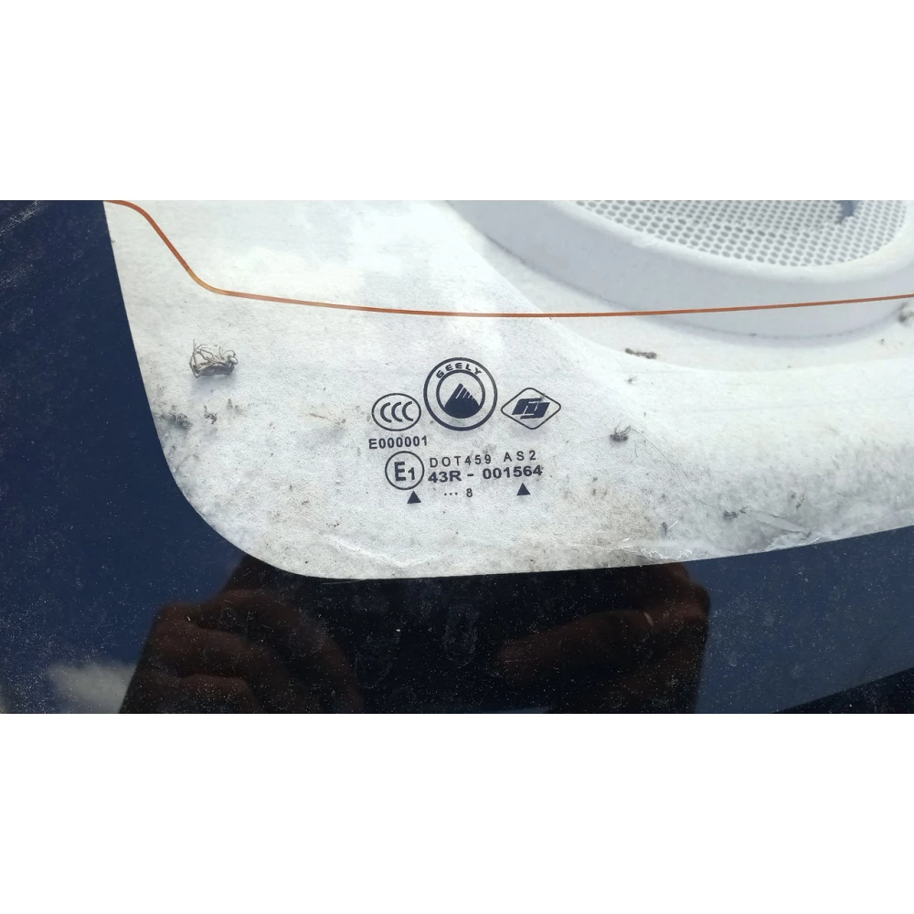 43R001564 заднее скло Geely Mk2
