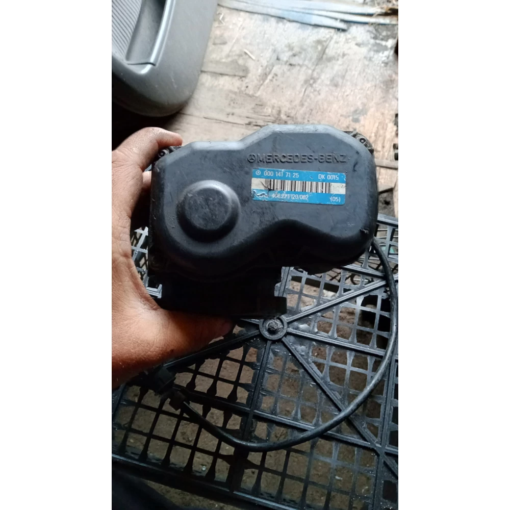 0001417125 дросельная заслонка Mercedes Benz w 202