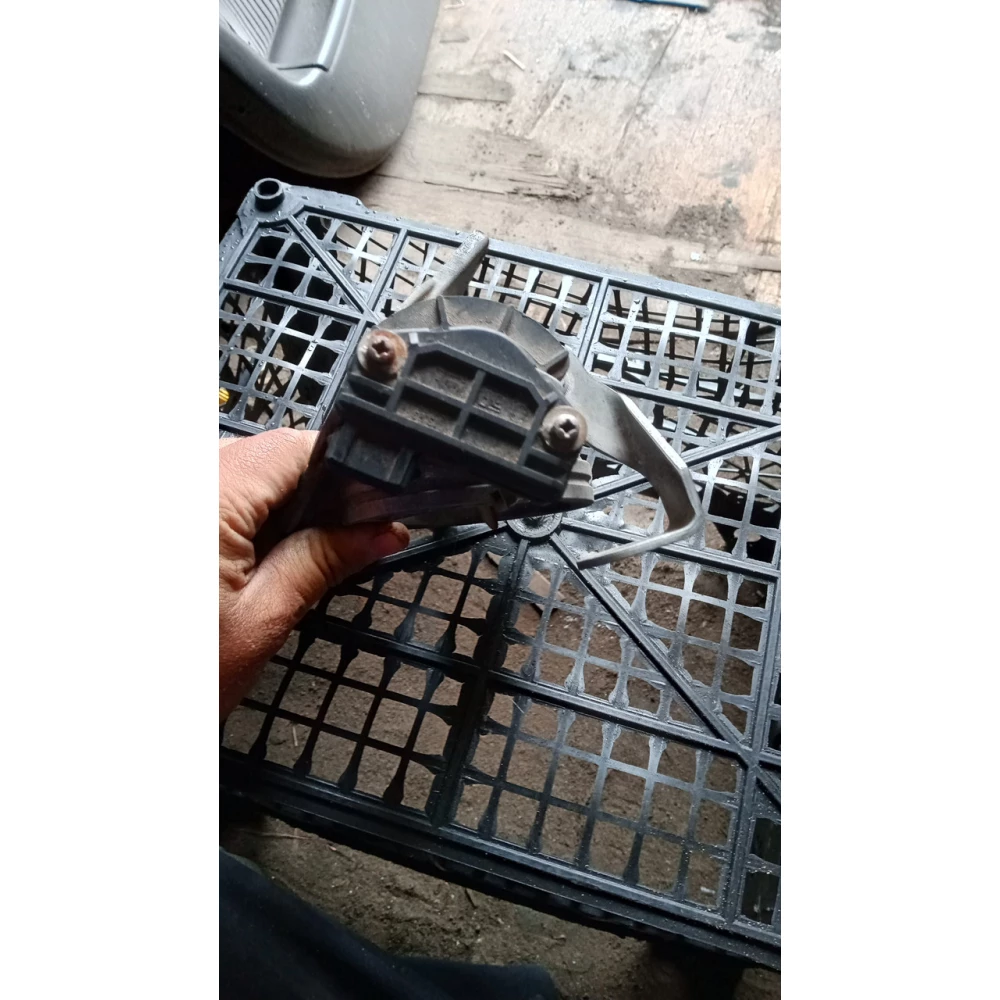 13631703562 дросельная заслонка Bmw E39