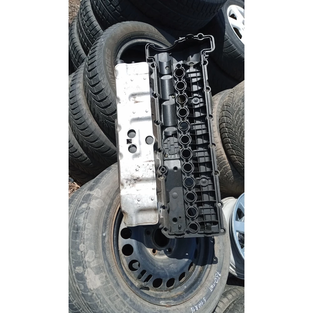 11122474450 клапанна кришка Bmw E39 3.0