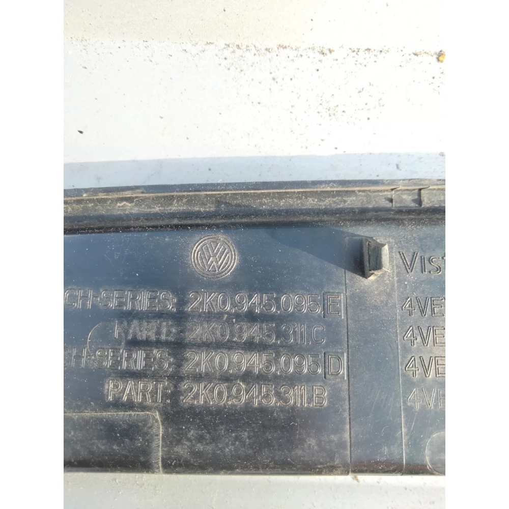 КРЫШКА ЗАДНЕГО ФОНАРЯ VOLKSWAGEN Caddy III (2004—2010) 2KO 945 095 E