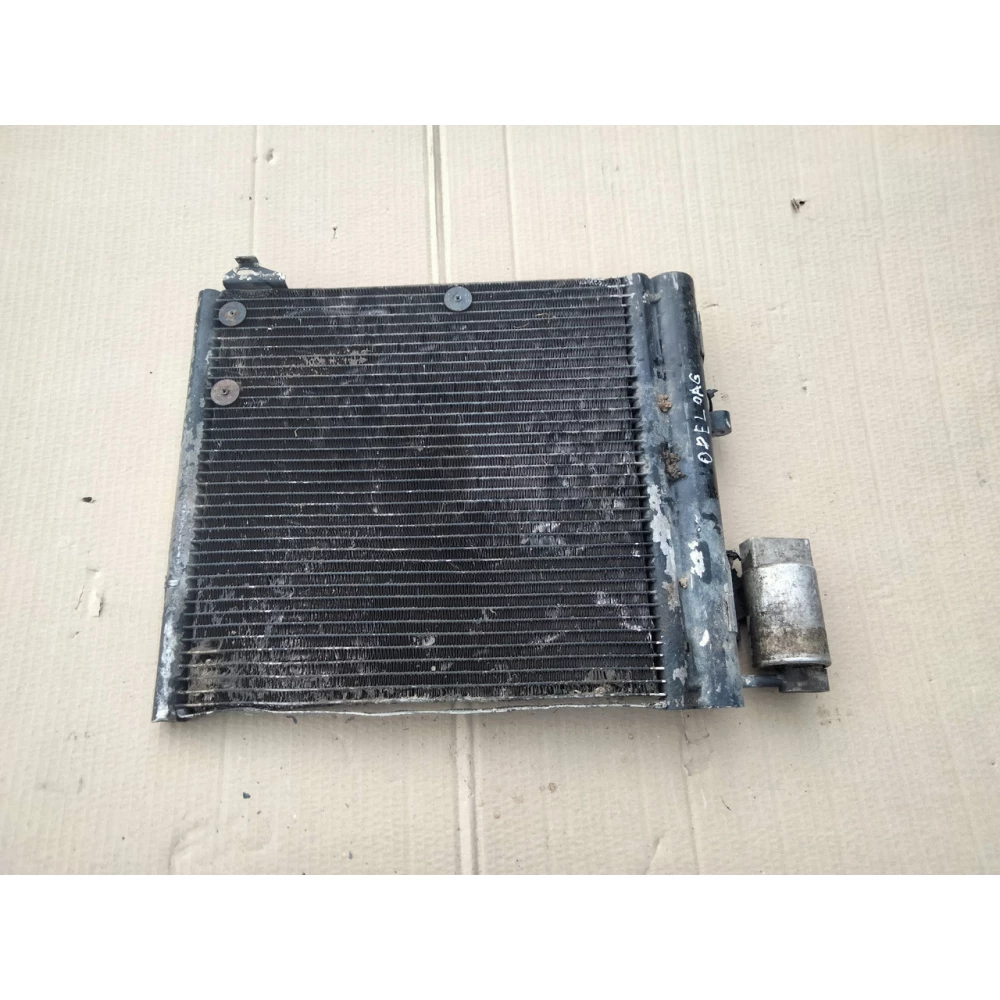 037-016-0016 радиатор кондиционера Opel Astra G Zefira A 1.4-2.2