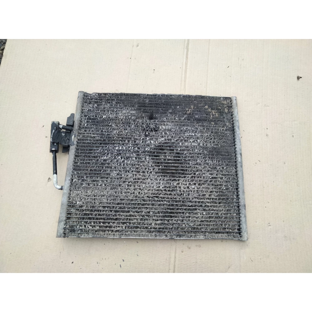 64538378438 радиатор кондиционера BMW E39